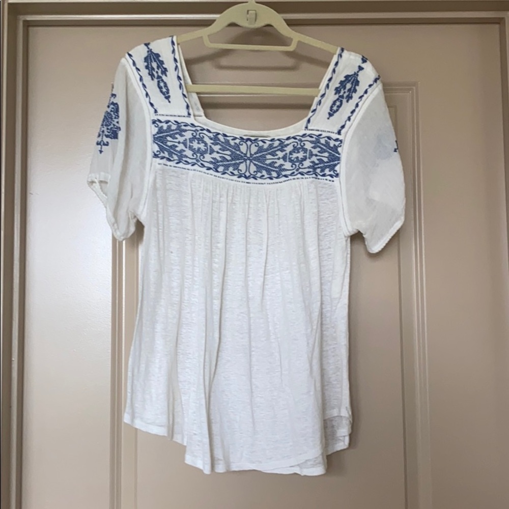 Adorable Lucky Brand Blouse